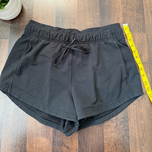 Lululemon Inner Glow Shorts - Picture 4 of 12